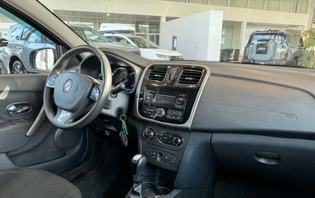 Renault Sandero II рестайлинг, 2016 год, 840 000 рублей, 24 фотография
