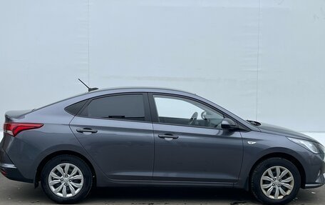 Hyundai Solaris II рестайлинг, 2022 год, 1 490 000 рублей, 4 фотография