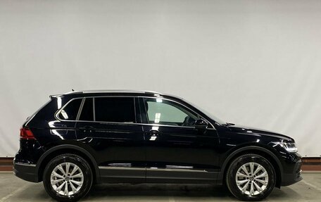 Volkswagen Tiguan II, 2021 год, 3 319 000 рублей, 4 фотография