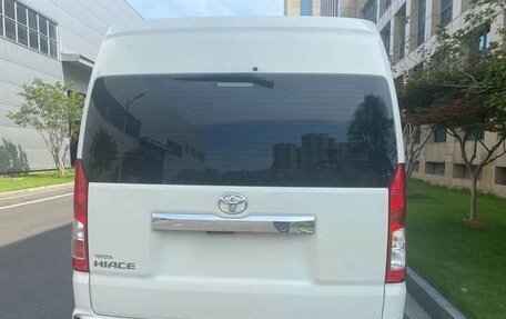 Toyota HiAce H200, 2021 год, 4 207 030 рублей, 9 фотография
