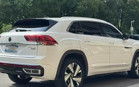 Volkswagen Teramont I, 2021 год, 2 890 000 рублей, 9 фотография