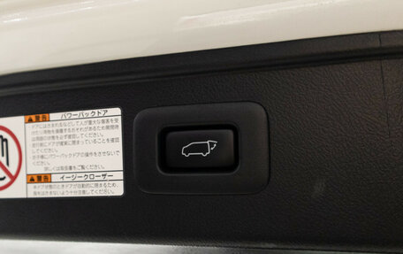 Toyota Alphard III, 2018 год, 3 990 000 рублей, 16 фотография