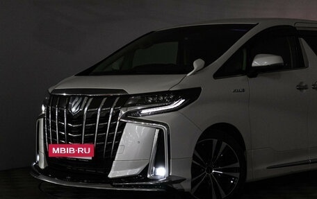 Toyota Alphard III, 2018 год, 3 990 000 рублей, 30 фотография