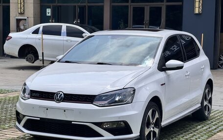 Volkswagen Polo VI (EU Market), 2015 год, 1 350 055 рублей, 1 фотография