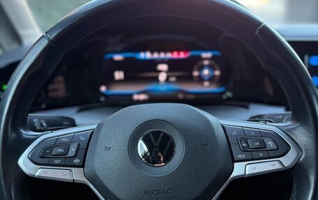 Volkswagen Golf VIII, 2022 год, 1 990 000 рублей, 9 фотография