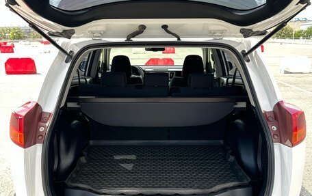 Toyota RAV4, 2013 год, 1 850 000 рублей, 9 фотография