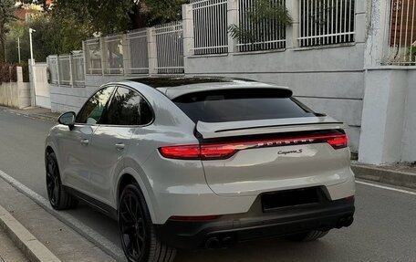 Porsche Cayenne III, 2022 год, 8 890 000 рублей, 3 фотография