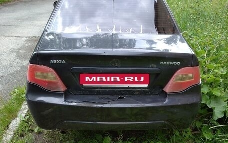 Daewoo Nexia I рестайлинг, 2010 год, 100 000 рублей, 3 фотография
