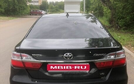 Toyota Camry, 2015 год, 2 230 000 рублей, 2 фотография