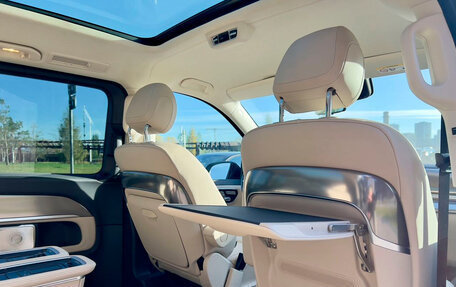 Mercedes-Benz V-Класс, 2024 год, 19 900 000 рублей, 9 фотография