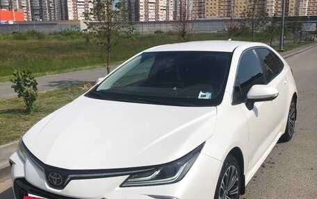 Toyota Corolla, 2019 год, 1 840 000 рублей, 2 фотография