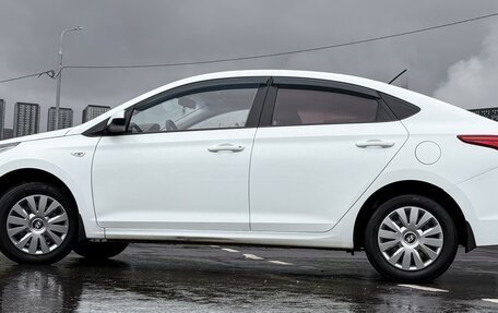 Hyundai Solaris II рестайлинг, 2017 год, 995 000 рублей, 3 фотография