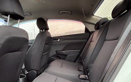 Hyundai Solaris II рестайлинг, 2017 год, 995 000 рублей, 15 фотография