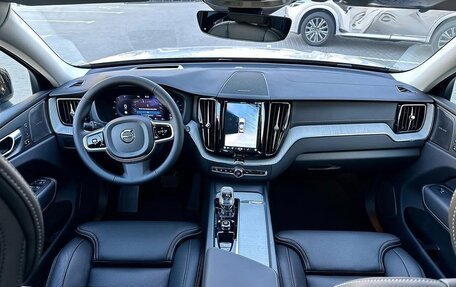 Volvo XC60 II, 2022 год, 3 590 000 рублей, 3 фотография
