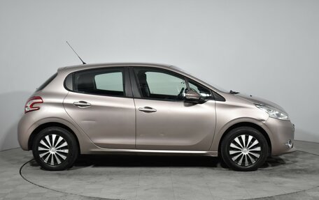 Peugeot 208 II, 2014 год, 549 000 рублей, 4 фотография