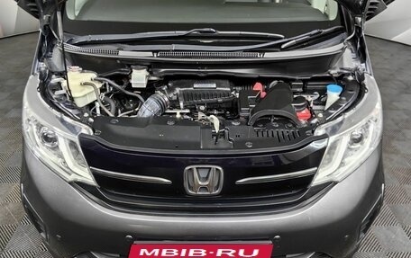 Honda Stepwgn IV, 2016 год, 1 645 000 рублей, 10 фотография