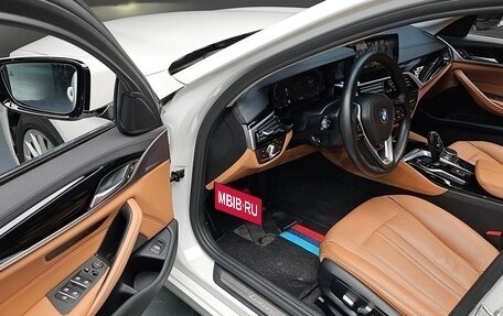 BMW 5 серия, 2019 год, 2 879 000 рублей, 6 фотография