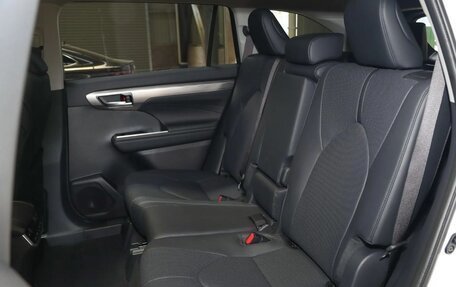 Toyota Highlander, 2025 год, 5 550 000 рублей, 12 фотография