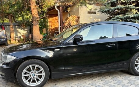 BMW 1 серия, 2011 год, 700 000 рублей, 6 фотография