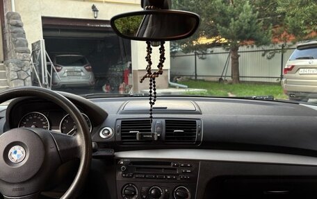BMW 1 серия, 2011 год, 700 000 рублей, 17 фотография