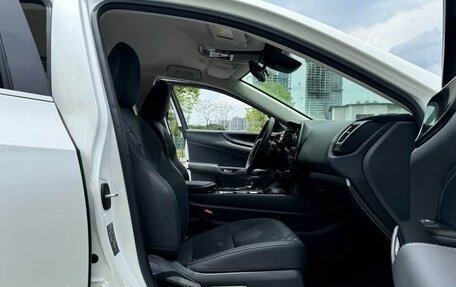 Lexus NX, 2022 год, 3 730 000 рублей, 7 фотография
