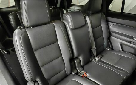 Ford Explorer VI, 2015 год, 1 975 000 рублей, 13 фотография