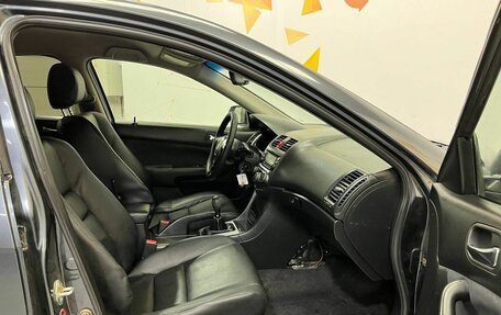 Honda Accord VII рестайлинг, 2006 год, 750 000 рублей, 28 фотография