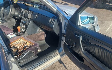 Mercedes-Benz C-Класс, 1993 год, 170 000 рублей, 6 фотография