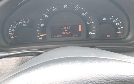 Mercedes-Benz C-Класс, 2003 год, 550 000 рублей, 9 фотография