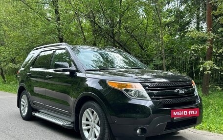Ford Explorer VI, 2013 год, 2 250 000 рублей, 38 фотография