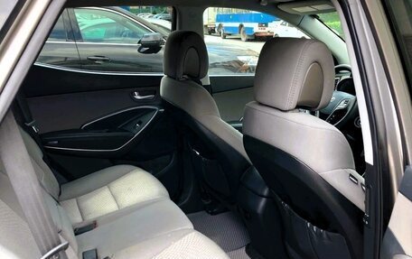 Hyundai Santa Fe III рестайлинг, 2017 год, 1 800 000 рублей, 10 фотография