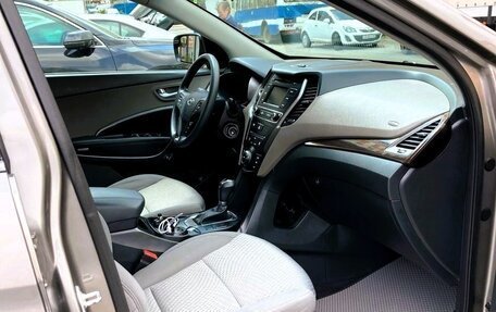 Hyundai Santa Fe III рестайлинг, 2017 год, 1 800 000 рублей, 11 фотография