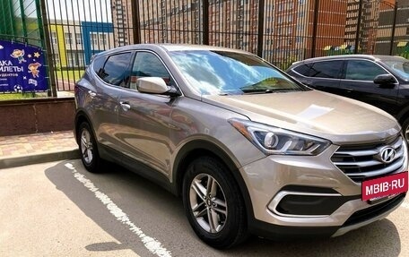 Hyundai Santa Fe III рестайлинг, 2017 год, 1 800 000 рублей, 5 фотография
