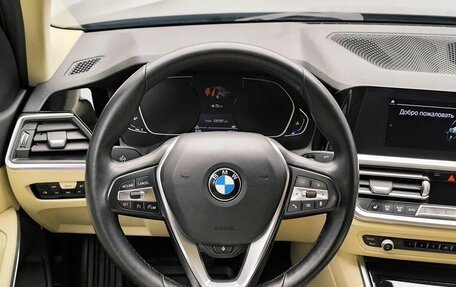 BMW 3 серия, 2020 год, 2 950 000 рублей, 13 фотография