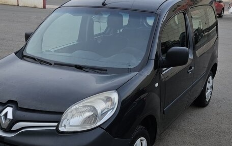 Renault Kangoo II рестайлинг, 2014 год, 700 000 рублей, 1 фотография