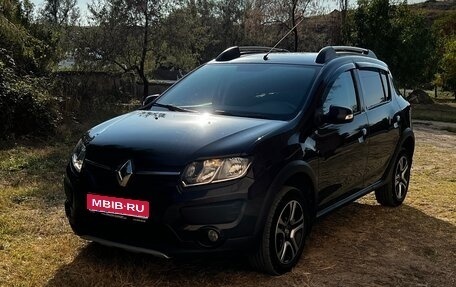 Renault Sandero II рестайлинг, 2018 год, 1 200 000 рублей, 1 фотография