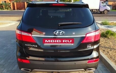 Hyundai Santa Fe III рестайлинг, 2013 год, 2 100 000 рублей, 2 фотография