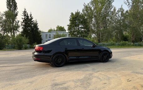 Volkswagen Jetta VI, 2013 год, 1 150 000 рублей, 2 фотография