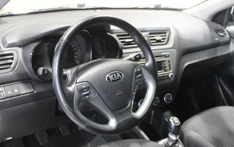 KIA Rio III рестайлинг, 2017 год, 892 000 рублей, 10 фотография