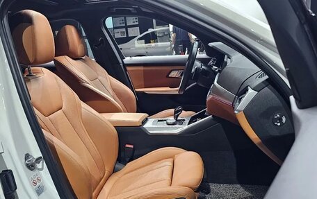 BMW 3 серия, 2022 год, 3 299 000 рублей, 13 фотография