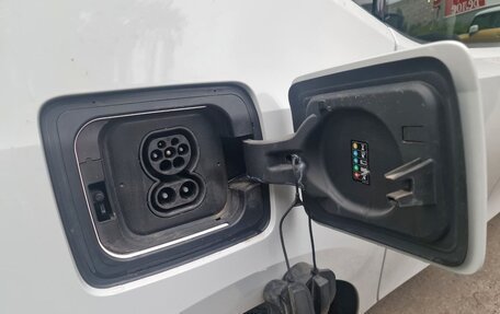 BMW i3 I01 рестайлинг, 2014 год, 1 750 000 рублей, 12 фотография