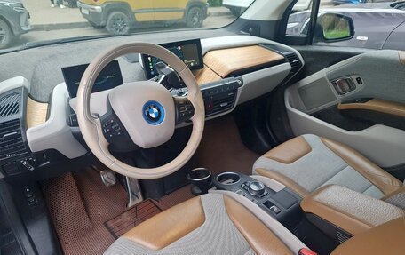 BMW i3 I01 рестайлинг, 2014 год, 1 750 000 рублей, 14 фотография