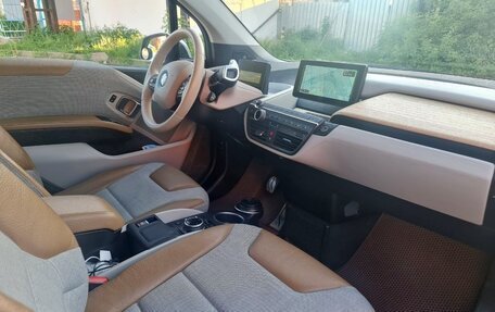 BMW i3 I01 рестайлинг, 2014 год, 1 750 000 рублей, 16 фотография