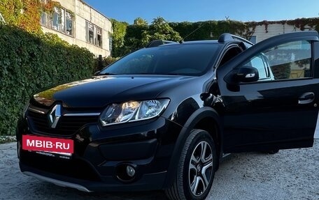Renault Sandero II рестайлинг, 2018 год, 1 200 000 рублей, 13 фотография