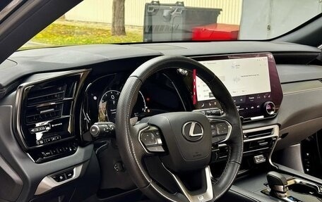 Lexus RX IV рестайлинг, 2022 год, 6 490 000 рублей, 12 фотография