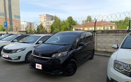 Honda Freed II, 2020 год, 2 200 000 рублей, 10 фотография