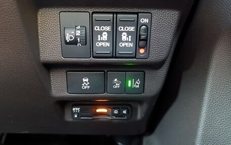 Honda Freed II, 2020 год, 2 200 000 рублей, 26 фотография
