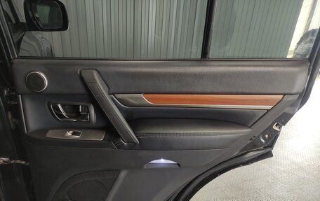 Mitsubishi Pajero IV, 2006 год, 1 149 000 рублей, 17 фотография