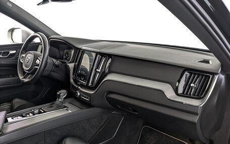 Volvo XC60 II, 2018 год, 2 700 000 рублей, 13 фотография