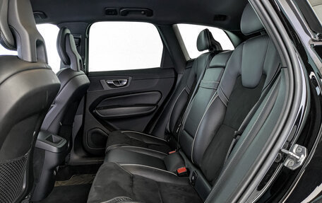 Volvo XC60 II, 2018 год, 2 700 000 рублей, 18 фотография
